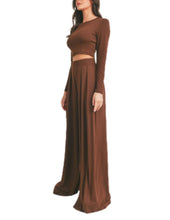 Load image into Gallery viewer, Two Piece &#39;Leah&#39; Pant Set